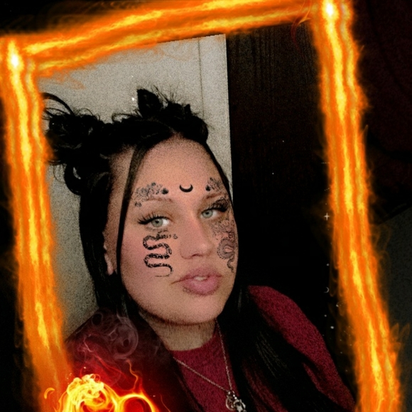 Meet your Posher, Shelby - Picture 1 of 3